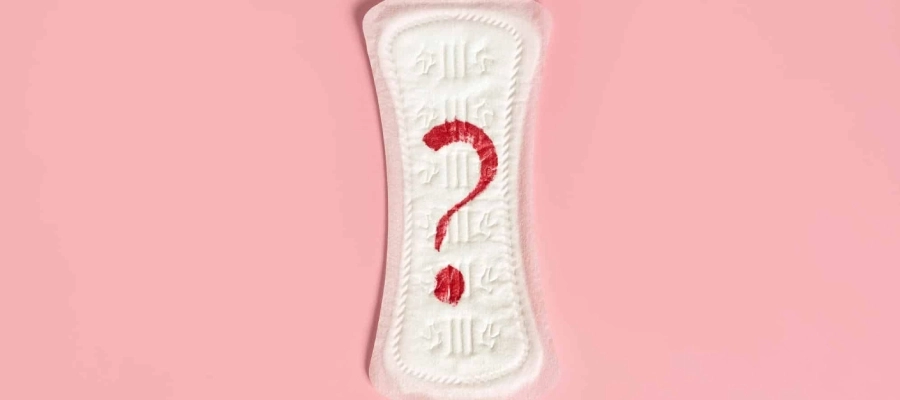 Menstruação marrom? Descubra o que pode ser e fique atenta a diferentes  sintomas